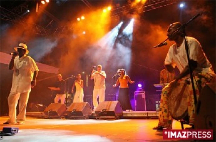 Jeudi 7 Août 2008

Sakifo 2008 concert de Gramoun Sello