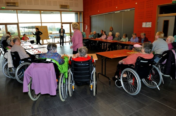 Dans un Ehpad à Lens le 4 décembre 2013