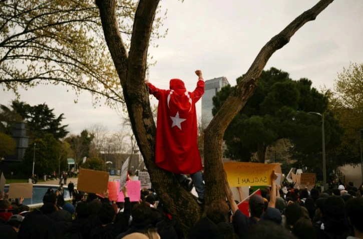 Rassemblement de soutien à Ekrem Imamoglu, le 25 mars 2025 à Istanbul