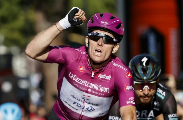Arnaud Démare vainqueur de la 7e étape du Tour d'Italie, entre Matera et Brindisi, le 9 octobre 2020