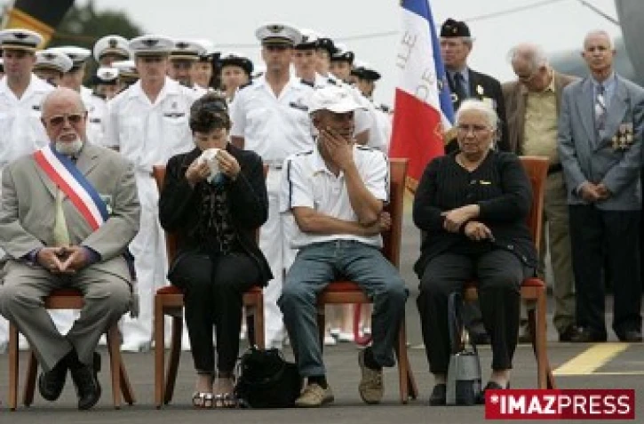 Vendredi 22 Août 2008

Cérémonie militaire, sous l'égide du 2e RPIMA, s'est déroulée à la base aérienne 181 de Gillot