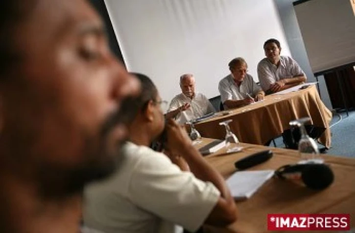 Vendredi 5 Septembre 2008
conférence de presse du PCR