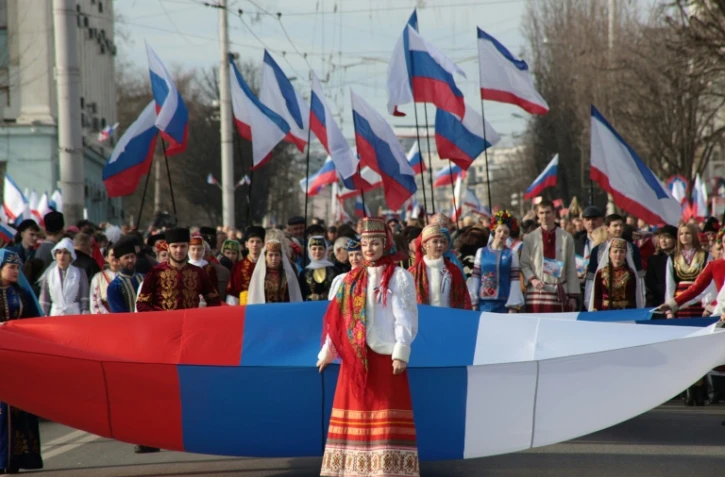 Défilé pour fêter les cinq ans de l'annexion de la Crimée par la Russie à Simféropol le 15 mars 2019