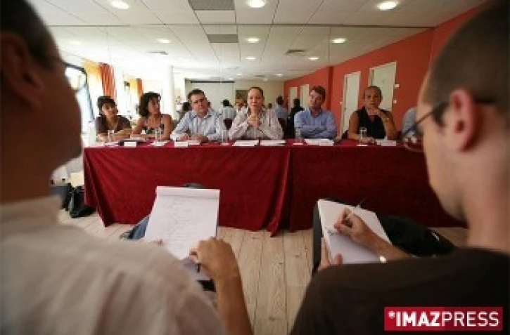 Conférence de presse des syndicats professionnels du tourisme