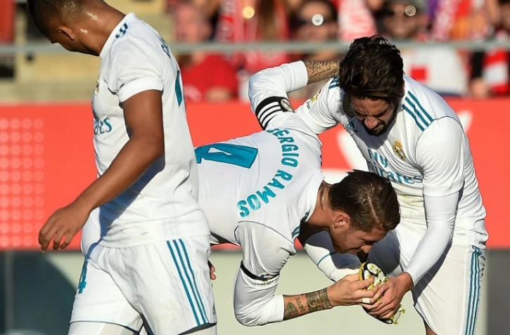 Le milieu Isco (c) ouvre le score pour le Real Madrid face à Gérone au stade Montilivi, le 29 octobre 2017 