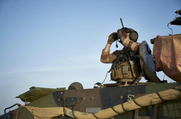 Un soldat français de l'opération Barkhane dans le nord du Burkina Faso, le 10 novembre 2019