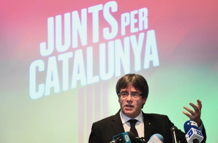 Le chef de l'exécutif catalan déchu Carles Puigdemont lors d'une conférence de presse, le 25 novembre 2017 à Bruges