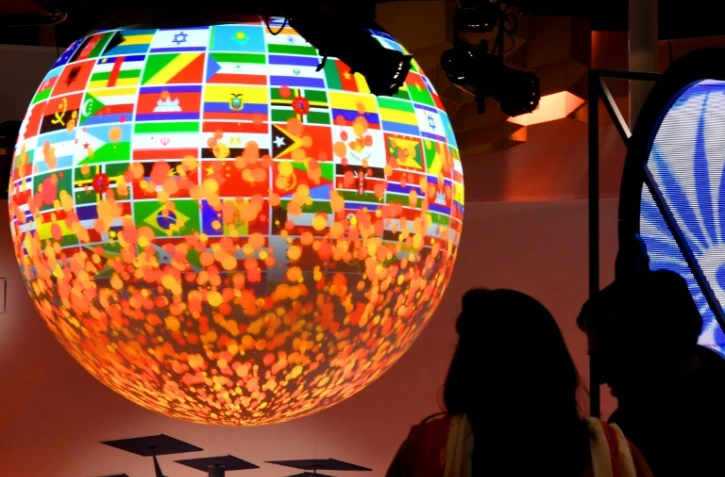 Un globe exposé lors de la conférence climat de l'ONU à Bonn, le 8 novembre 2017
