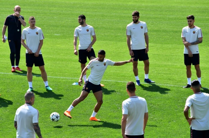 Lers joueurs de l'AS Rome lors d'un entraînement au centre sportif de Trigoria, le 23 avril 2018, veille de leur match à Liverpool
