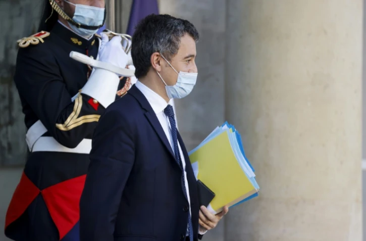 Le ministre de l'Intérieur Gérald Darmanin quitte l'Elysée le 18 novembre 2020 après le conseil des ministres