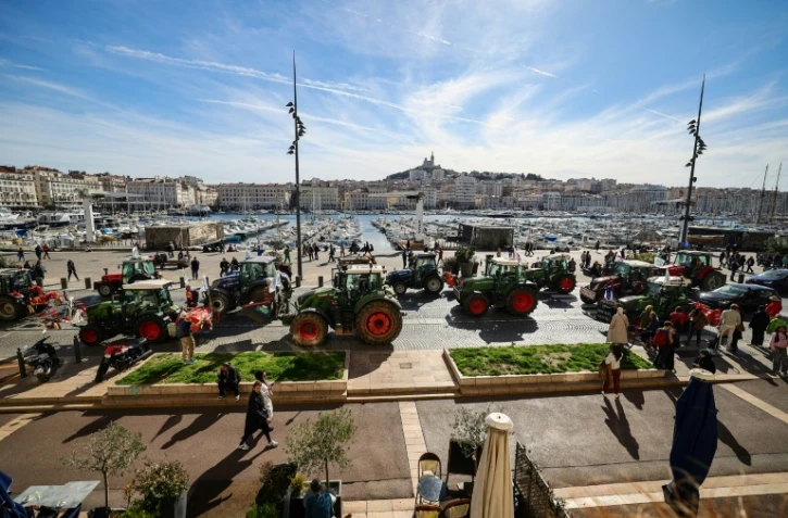 Des agriculteurs manifestent à Marseille, le 19 février 2024