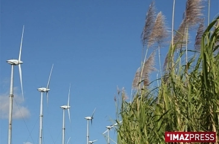 Eoliennes à Sainte-Suzanne