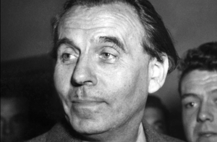 Portrait daté du 12 octobre 1951 à Paris de l'écrivain Louis-Ferdinand Céline