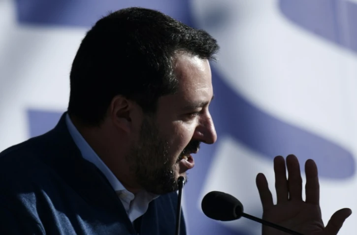 Le ministre de l'Intérieur italien Matteo Salvini prononce un discours sur la piazza del Popolo à Rome, le 8 décembre 2018