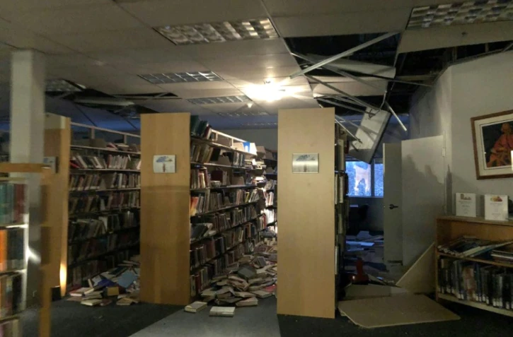 Des dégâts dans la bibliothèque d'une université, le 30 novembre 2018à Anchorage après un séisme d'une magnitude évaluée à 7.0 en Alaska