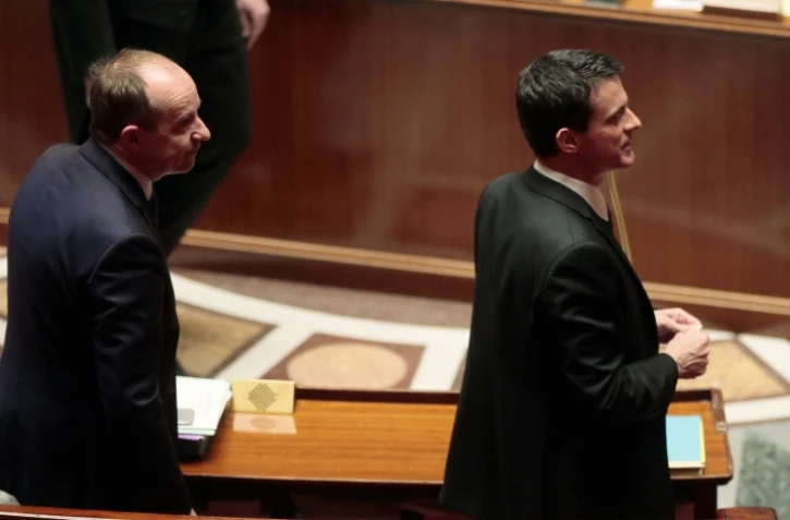 Le ministre de la Justice Jean-Jacques et le Premier ministre Manuel Valls le 8 février 2016 à l'Assemblée nationale à Paris