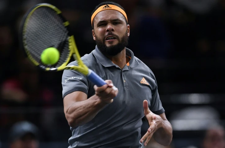 Le Français Jo-Wilfried Tsonga face à l'Italien Matteo Berrettini au 2e tour du Master 1000 de Paris, le 30 octobre 2019