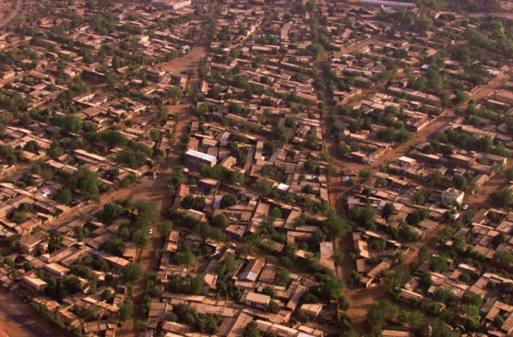 vue aérienne prise le 08 janvier 2000 d'un quartier de Bamako