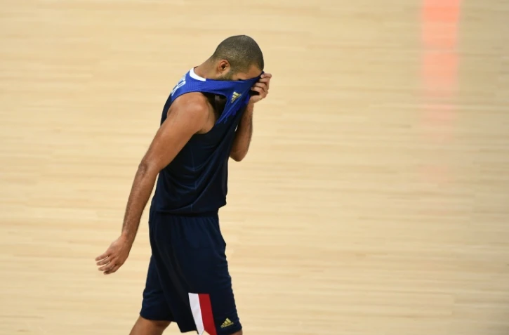Le désarroi de Tony Parker, éliminé des JO avec la France face à l'Espagne, pour son dernier match avec les Bleus, le 17 août 2016 à Rio