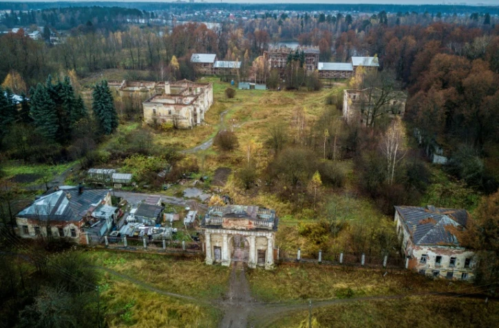 Vue aérienne sur un ex-domaine aristocratique de Grebnevo, à 270 km au sud-ouest de Moscou, en Russie, le 30 octobre 2017 