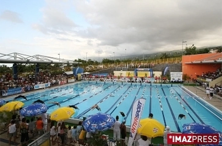 Saint-Paul de La Réunion - piscine de Plateau Caillou - samedi 27 décembre 2008 - le 20ème meeting international de natation de l'océan Indien