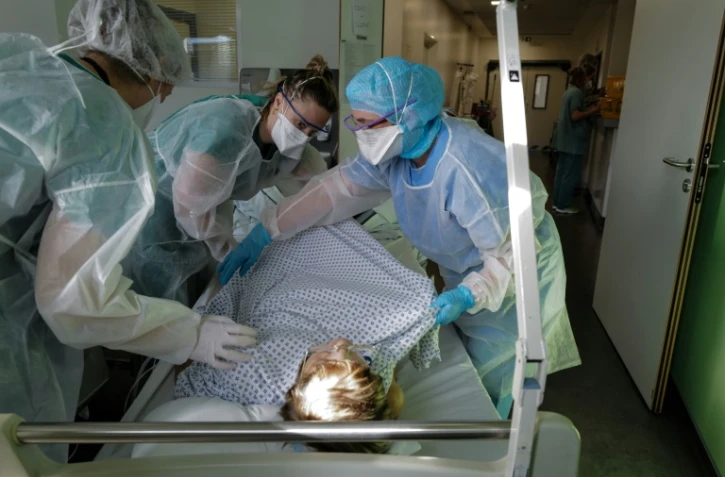 Un malade du Covid-19 à l'hôpital Pasteur à Colmar le 22 janvier 2021