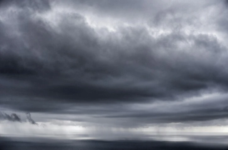 Onze départements du centre-est, du sud-ouest et du sud de la France sont placés en alerte orange pour crues et orages