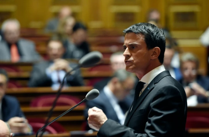 Le Premier ministre Manuel Valls au Sénat le 20 novembre 2015 à Paris
