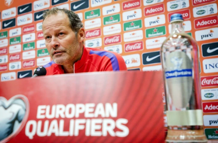 L'entraîneur des Pays-Bas Danny Blind en conférence de presse, veille du match contre les Tchèques qualificatif à l'Euro-2016, le 12 octobre 2015 à Amsterdam