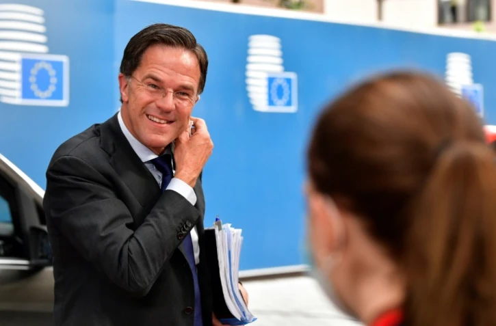 Aux Pays-Bas, Mark Rutte affiche un caractère jovial mais c'est un négociateur coriace avec ses partenaires européens. Photographié ici à son arrivée pour le 4è jour du sommet européen à Bruxelles le 20 juillet 2020.
