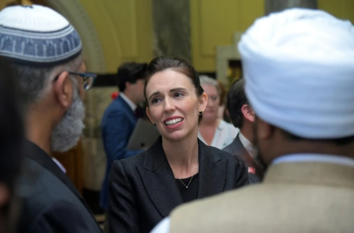 La Première ministre néo-zélandaise Jacinda Ardern rencontre des responsables de la communauté musulmane à l'issue de la session spéciale du Parlement à Wellington le 19 mars 2019