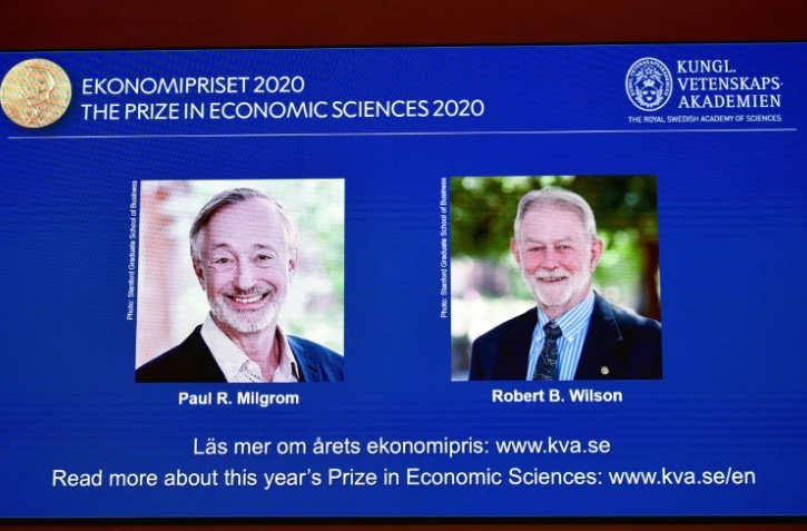 Le prix Nobel d'économie est attribué aux Américains Paul Milgroms et Robert Wilson, le 12 octobre 2020 à Stockholm
