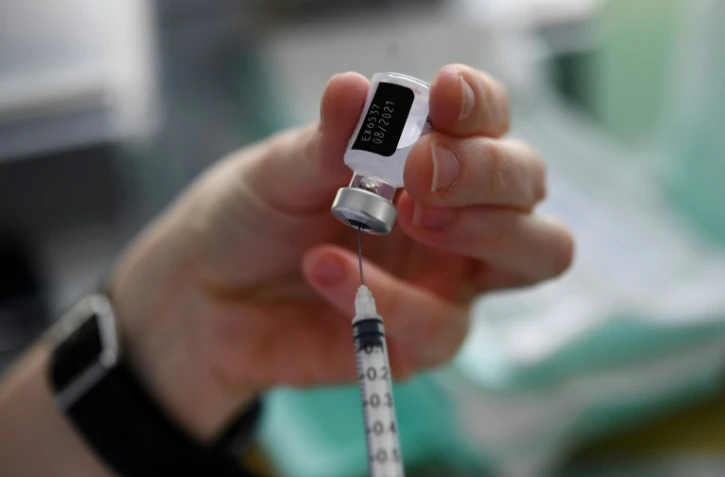 Face au démarrage d'une septième vague de l'épidémie de Covid-19, le gouvernement mise sur la vaccination et la "responsabilité citoyenne"