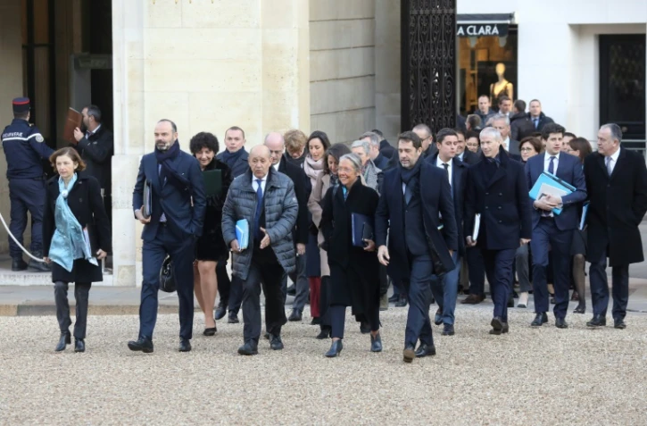 Arrivée du gouvernement au premier conseil des ministres à Paris le 6 janvier 2020