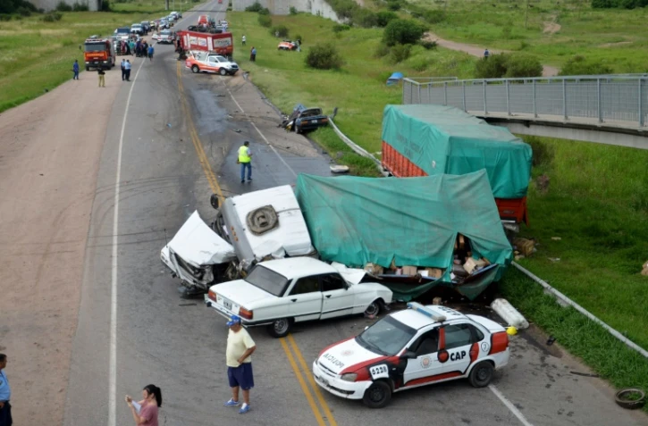 La scène de l'accident mortel survenu lors du remorquage d'une voiture du Dakar, le 12 janvier 2016 dans la province de Cordoba