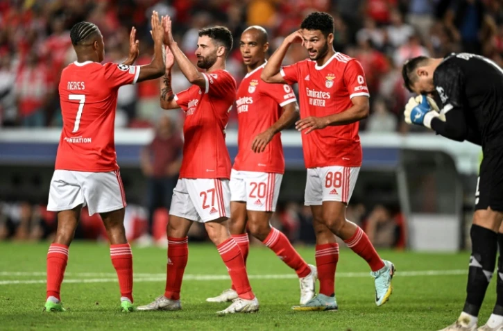 De gauche à droite, le Brésilien David Neres et les Portugais Rafa Silva, Joao Mario et Gonçalo Ramos, joueurs du Benfica Lisbonne, lors de la victoire (3-0) à Lisbonne mardi 23 août contre le Dynamo Kiev, en barrage retour d'accession à la Ligue des champions.