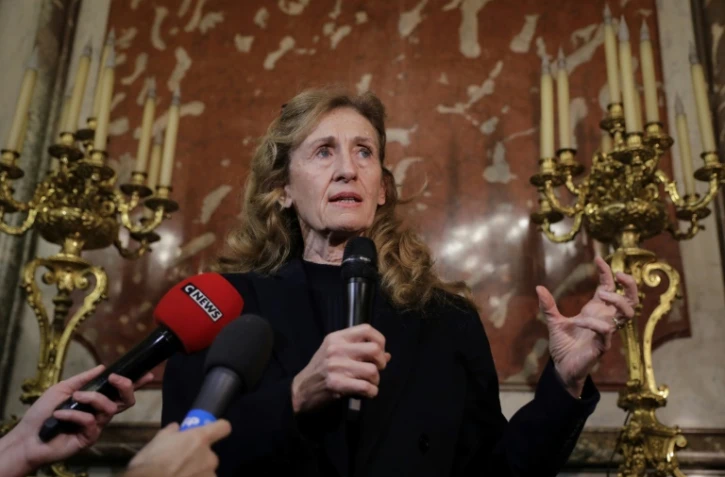 La ministre de la Justice Nicole Belloubet s'adresse aux journalistes après une réunion avec le personnel pénitentiare, le 22 janvier 2018 au ministère de la Justice à Paris