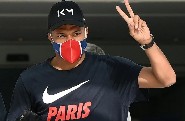 Kylian Mbappé présent à l'entraînement avec le collectif du PSG à Lisbonne, le 17 août 2020, est bien titularisé contre Leipzig 