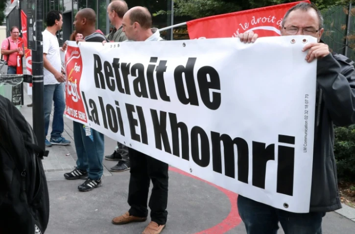 Des opposants Ă la loi travail manifestent Ă Saint-Denis, le 6 septembre 2016