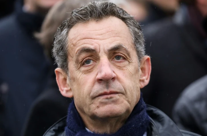 Nicolas Sarkozy lors d'une cérémonie officielle à l'Arc de Triomphe à Paris, le 11 novmebre 2019