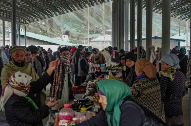 Le marché de Kalai Khumb, au Tadjikistan, le 30 mars 2024