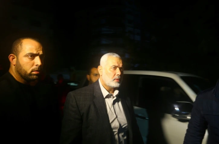 Le numéro deux du bureau politique du Hamas, Ismaïl Haniyeh (d), le 24 mars 2017 à Gaza