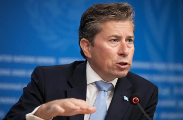 Le chef des opérations humanitaires des Nations unies, Tom Fletcher, s'exprime sur la famine à Gaza lors d'une conférence de presse à Genève le 22 août 2025