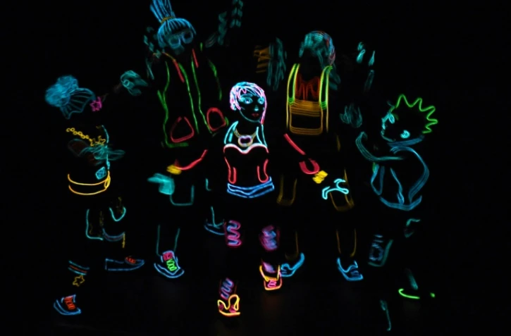 Le groupe iLuminate lors d'un concert à l'amphithéâtre de l'université Princesse Noura bent Abdelrahman, le 6 octobre 2016 à Ryad, en Arabie Saoudite