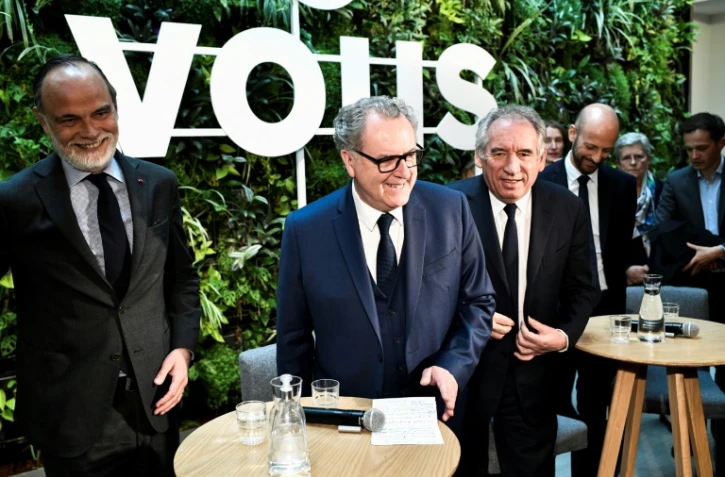 (g-d) Edouard Philippe (Horizons), Richard Ferrand, président LREM de l'Assemblée nationale, François Bayrou (MoDem) et Stanislas Guerini, secrétaire délégué de LREM, lors d'une conférence de presse après une réunion du bureau exécutif du LREM, le 5 mai 2022 à Paris
