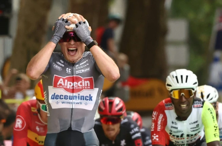 Le Belge Jasper Philipsen victorieux de la première étape du Tour de France, le 5 juillet 2025 à Lille