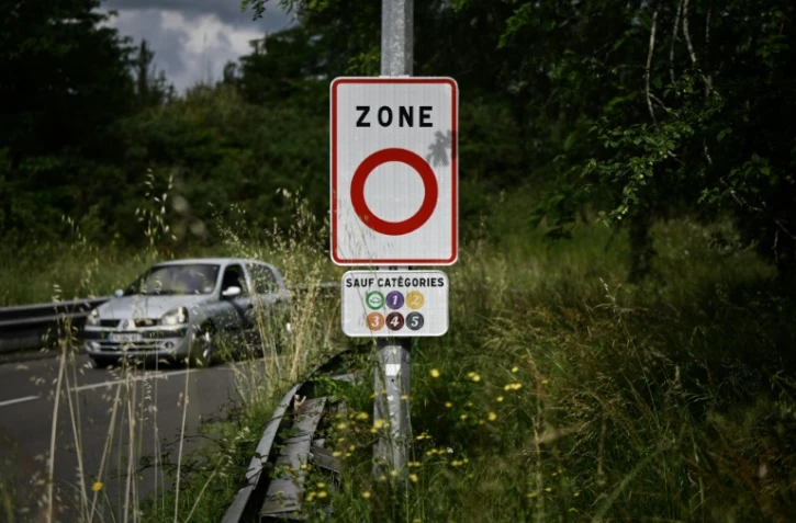 Panneau de zone à faibles émissions, le 21 mai 2025 à Mérignac
