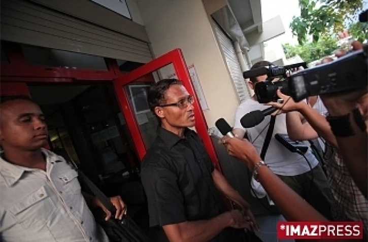 Mercredi 21 Janvier 2008
Les terrassier à la sortie de la sous- préfecture de Saint-Paul