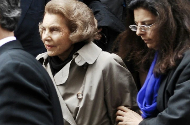 Liliane Bettencourt et sa fille Francoise Bettencourt Meyers le 6 juillet 2007 Ă Paris