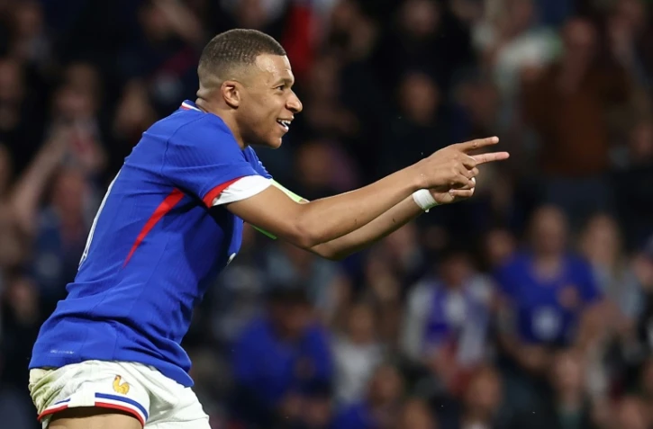 L'attaquant de l'équipe de France Kylian Mbappé buteur contre le Luxembourg, le 5 juin 2024 à Metz
